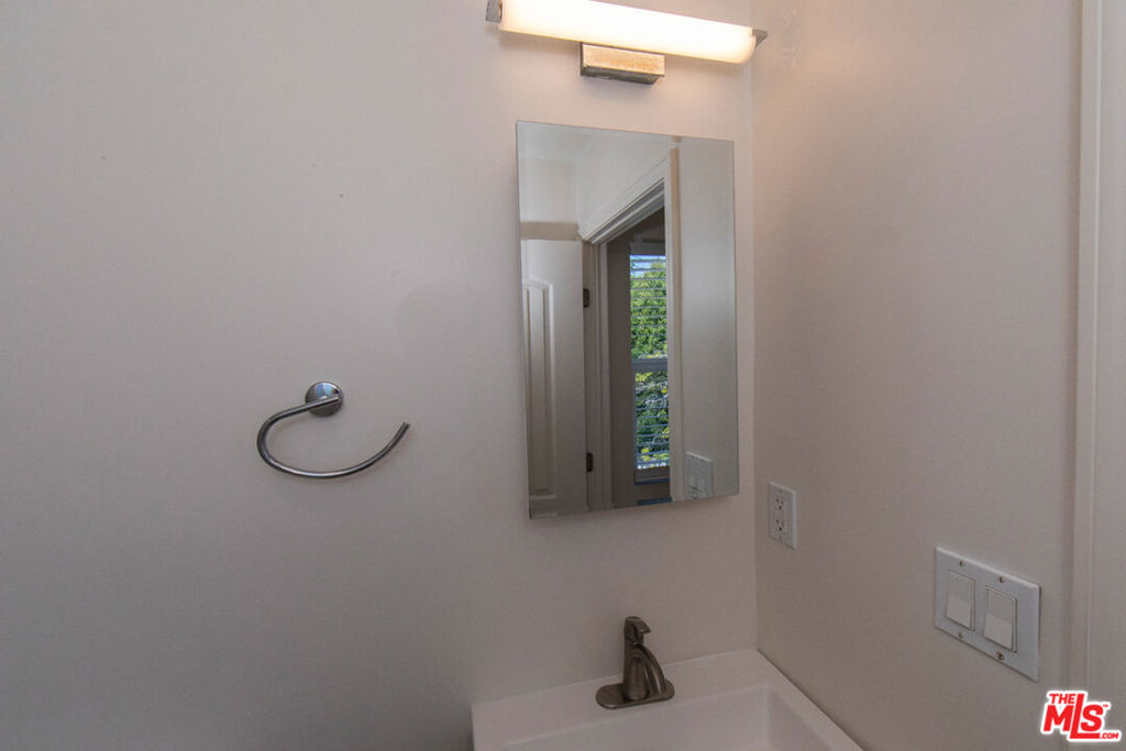 7834 1/2 Flight Avenue Property Photo 34