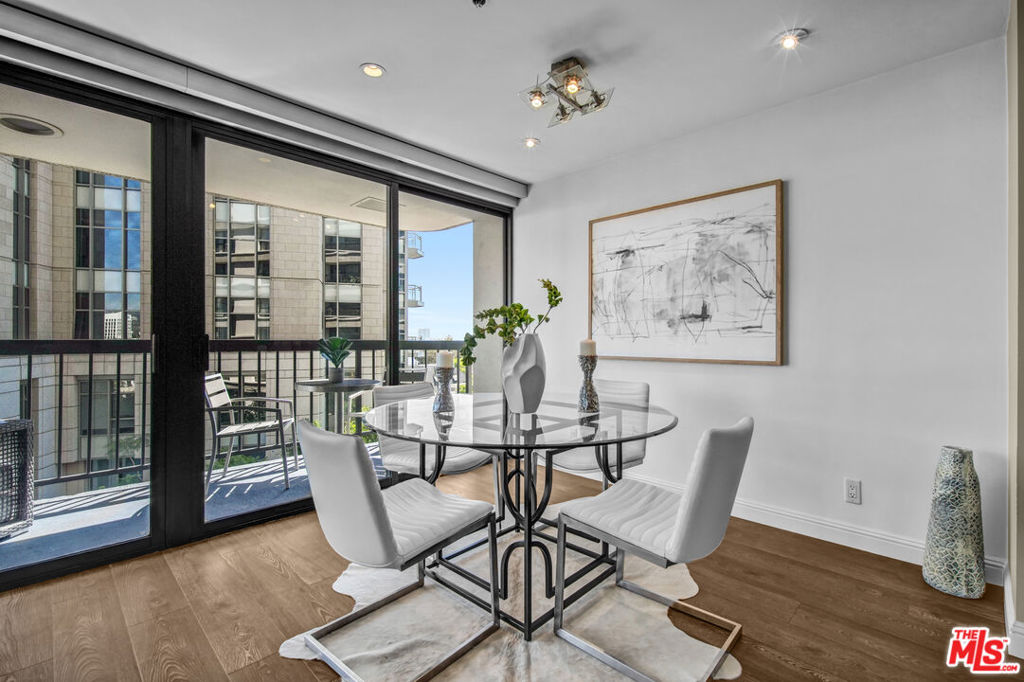 10790 Wilshire Boulevard 404 Property Photo 10