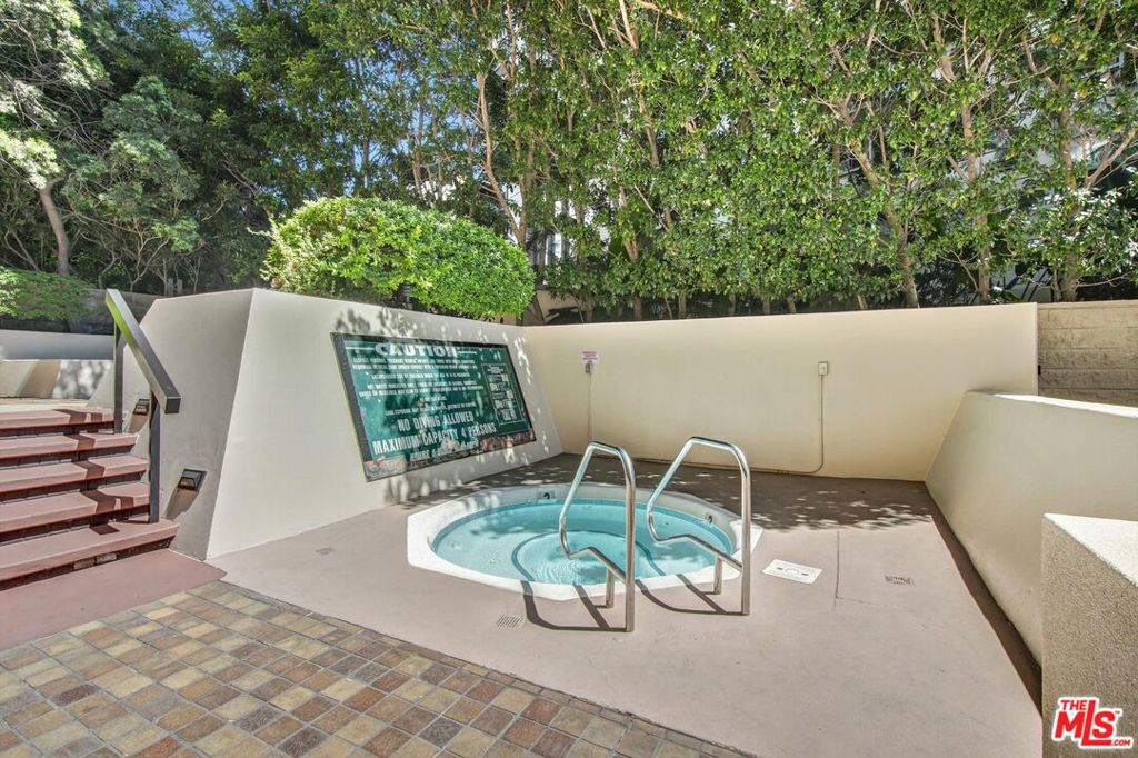10790 Wilshire Boulevard 404 Property Photo 31