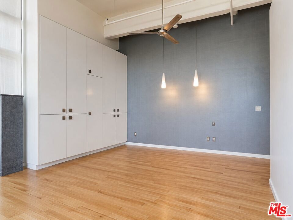 1850 Industrial Street 411 Property Photo 25