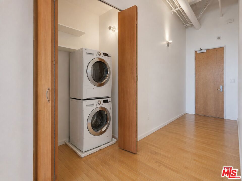 1850 Industrial Street 411 Property Photo 33