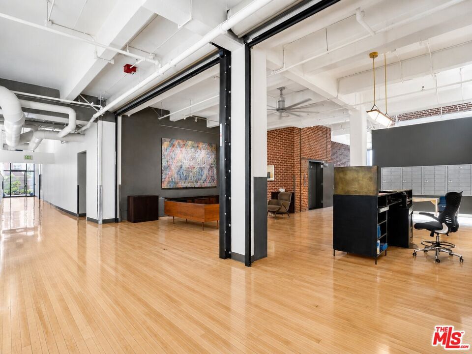 1850 Industrial Street 411 Property Photo 41