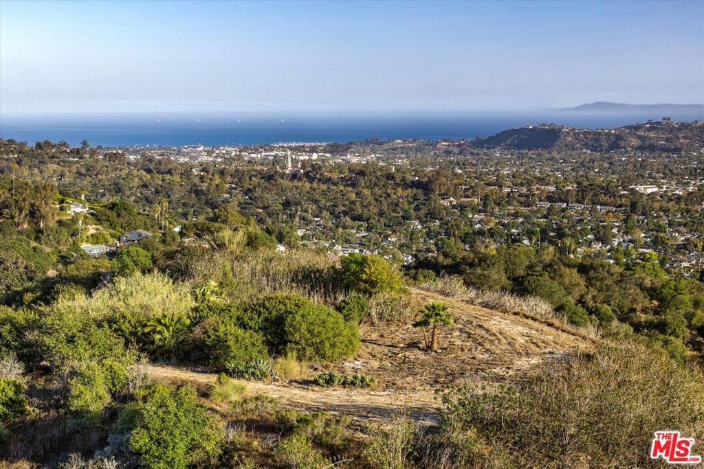 0 E Alamar Property Photo 17