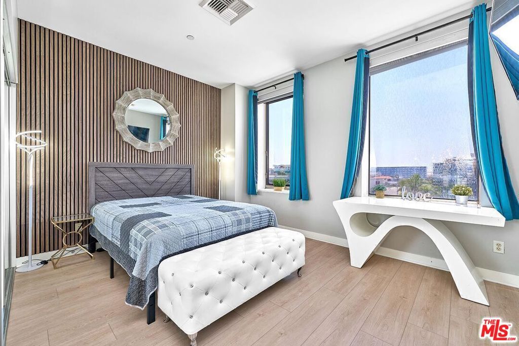 3810 Wilshire Boulevard 408 Property Photo 2