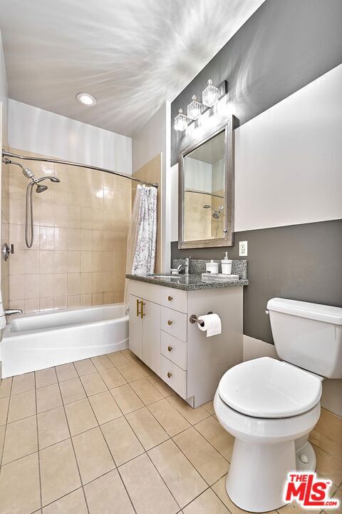 3810 Wilshire Boulevard 408 Property Photo 17