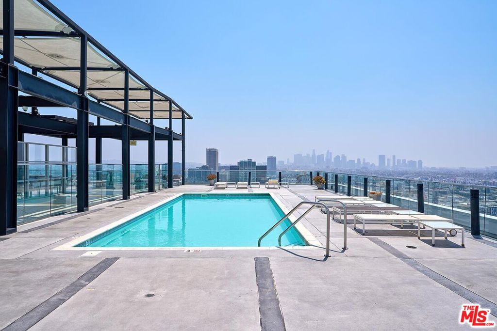 3810 Wilshire Boulevard 408 Property Photo 26