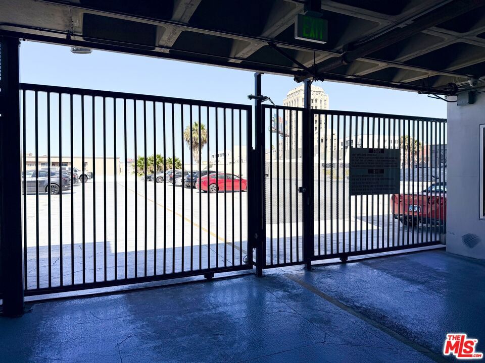 3810 Wilshire Boulevard 408 Property Photo 34