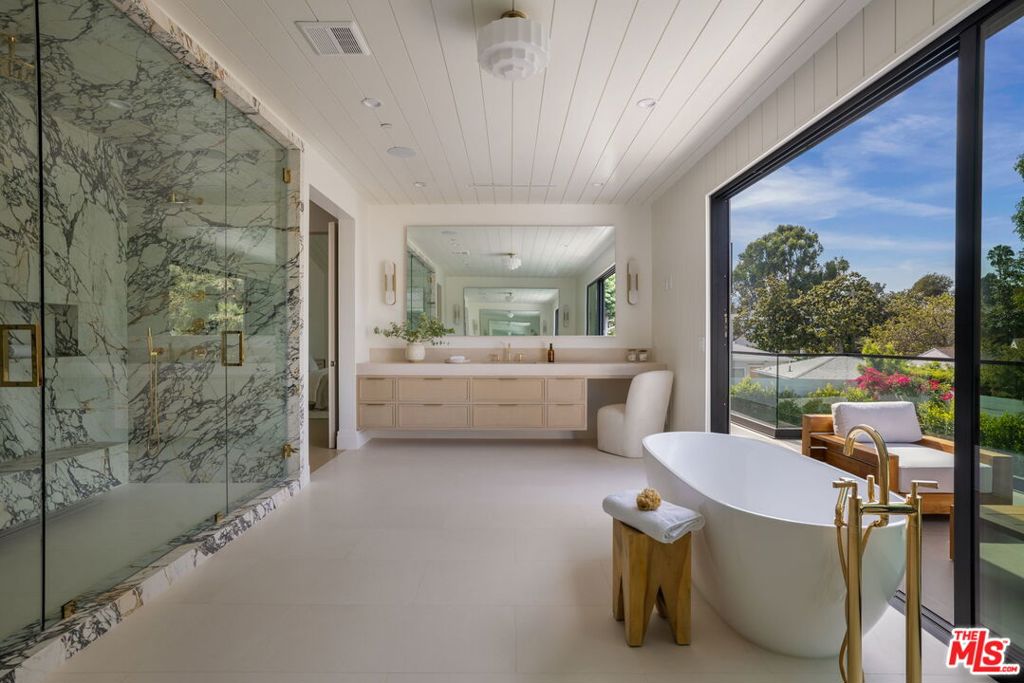 12041 Coyne Street Property Photo 30