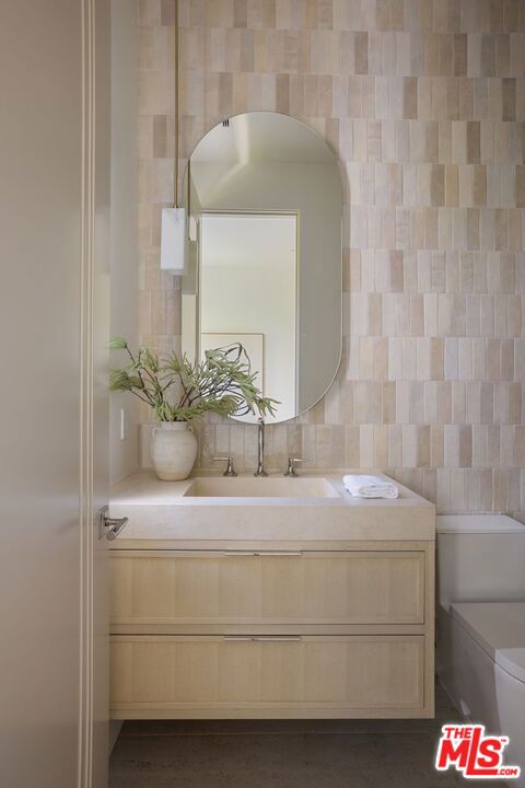 12041 Coyne Street Property Photo 37