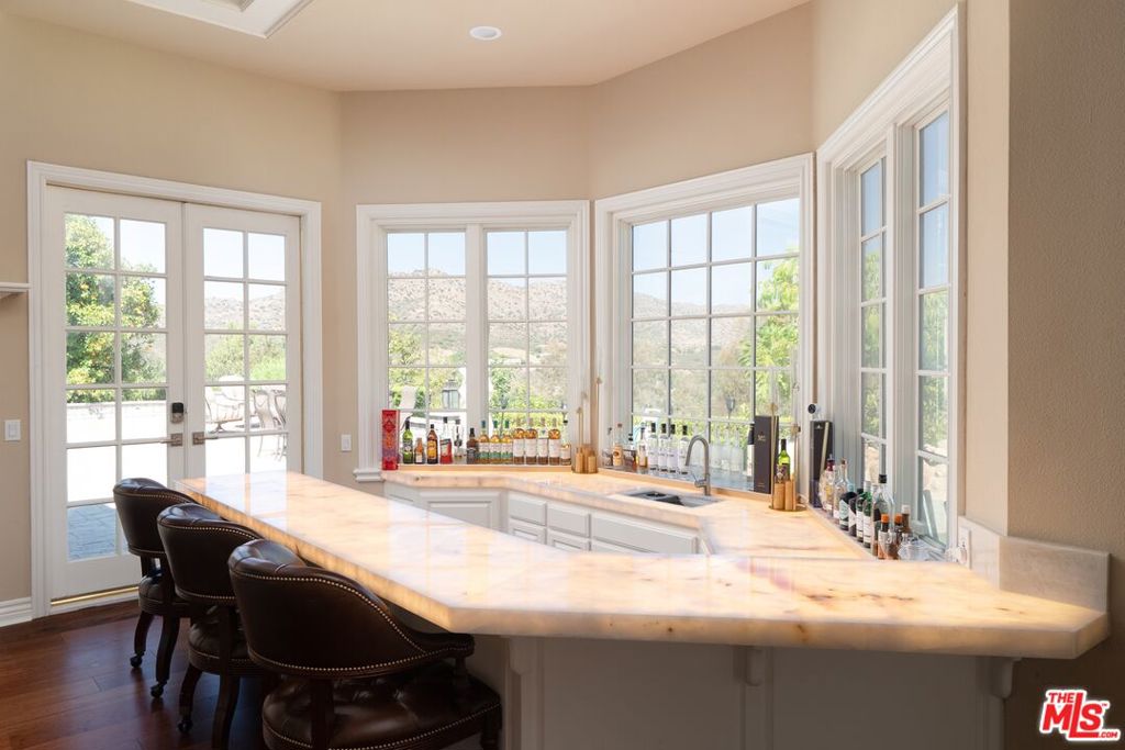 1403 Kingsboro Court Property Photo 15