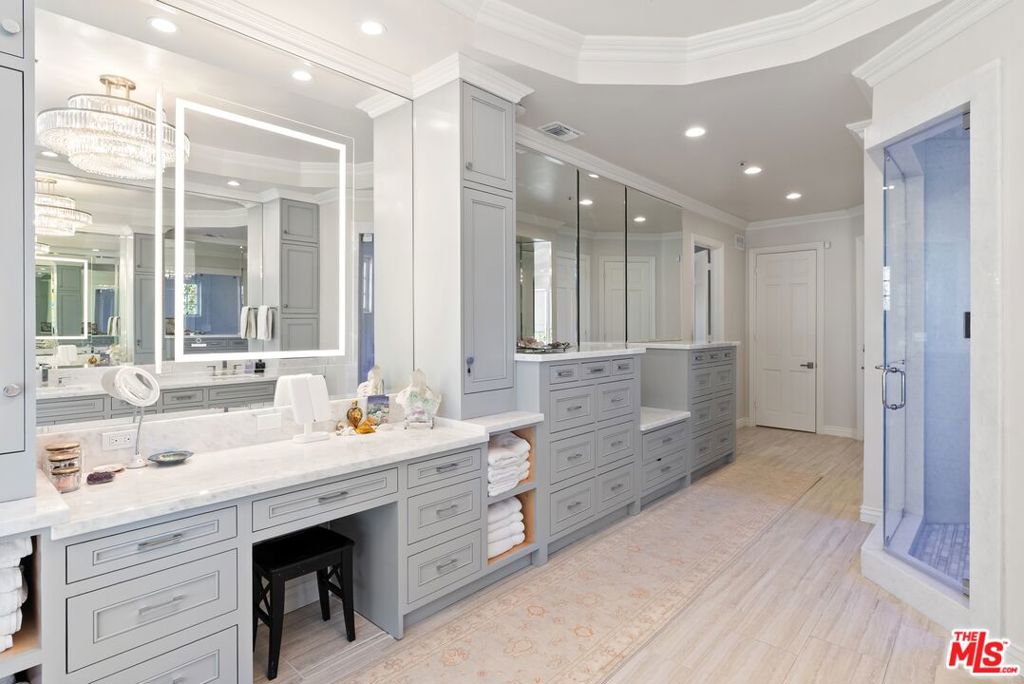 1403 Kingsboro Court Property Photo 40