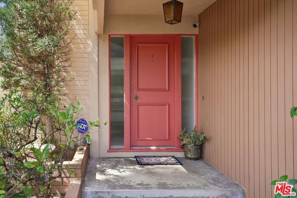 1252 23rd Street Property Photo 5