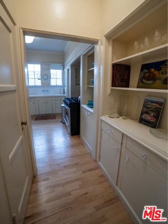 9976 Durant Drive Property Photo 11