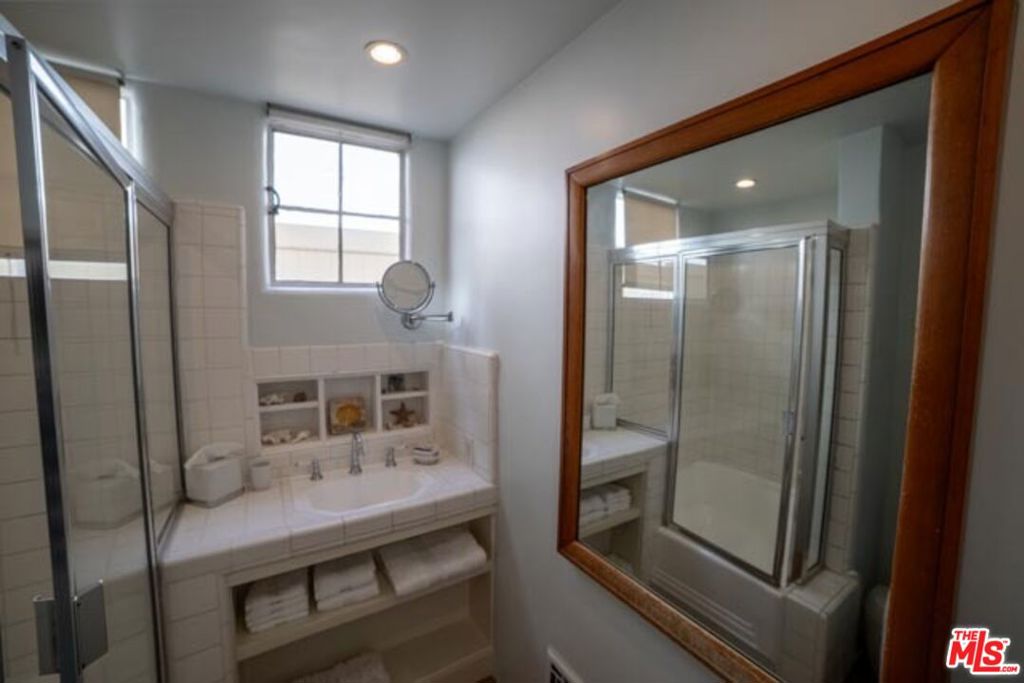 9976 Durant Drive Property Photo 18