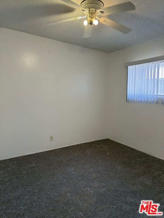510 W Hyde Park Boulevard 6 & 9 Property Photo 5