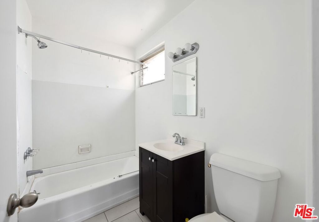 7550 Fountain 10 Property Photo 6