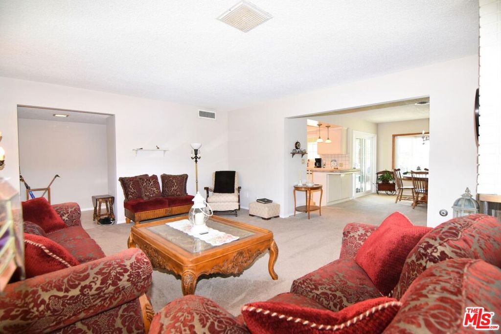 3774 Dalehurst Drive Property Photo 8