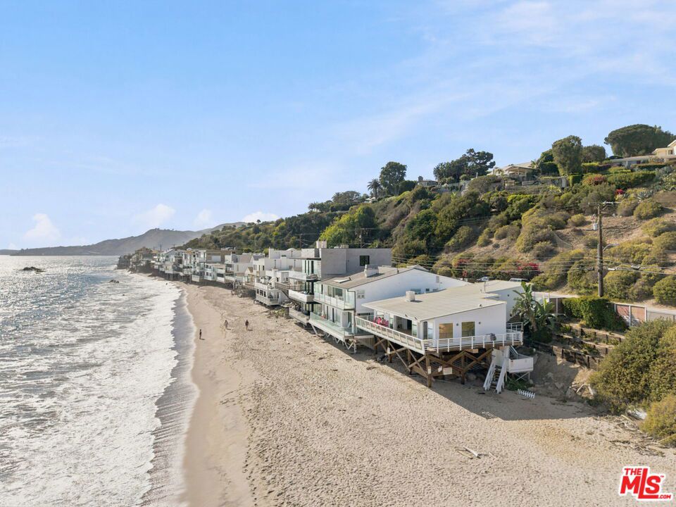 24742 Malibu Road Property Photo 15