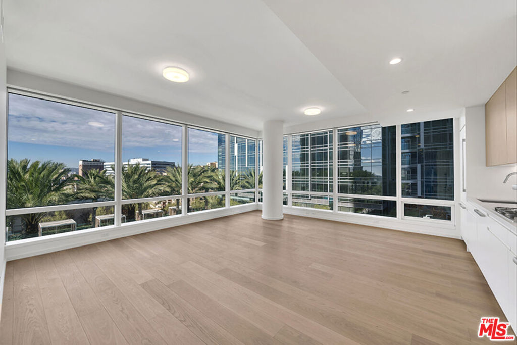 877 FRANCISCO Street 1602 Property Photo 1