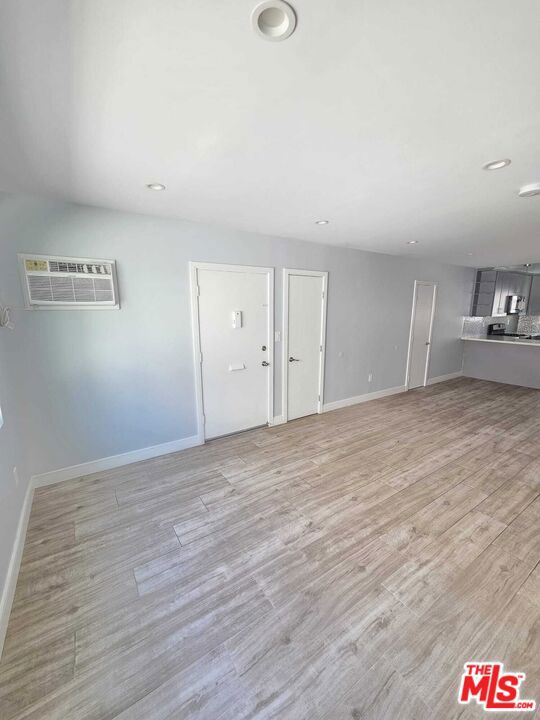 5341 Vantage Avenue 3 Property Photo 1