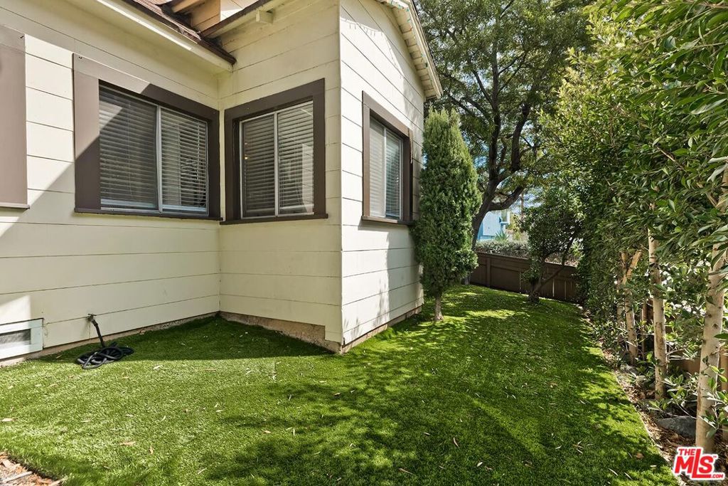 1921 6th Street Property Photo 3