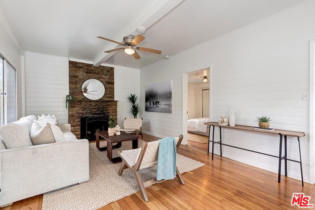 1921 6th Street Property Photo 4