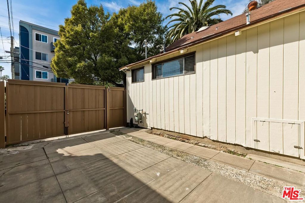 1921 6th Street Property Photo 26