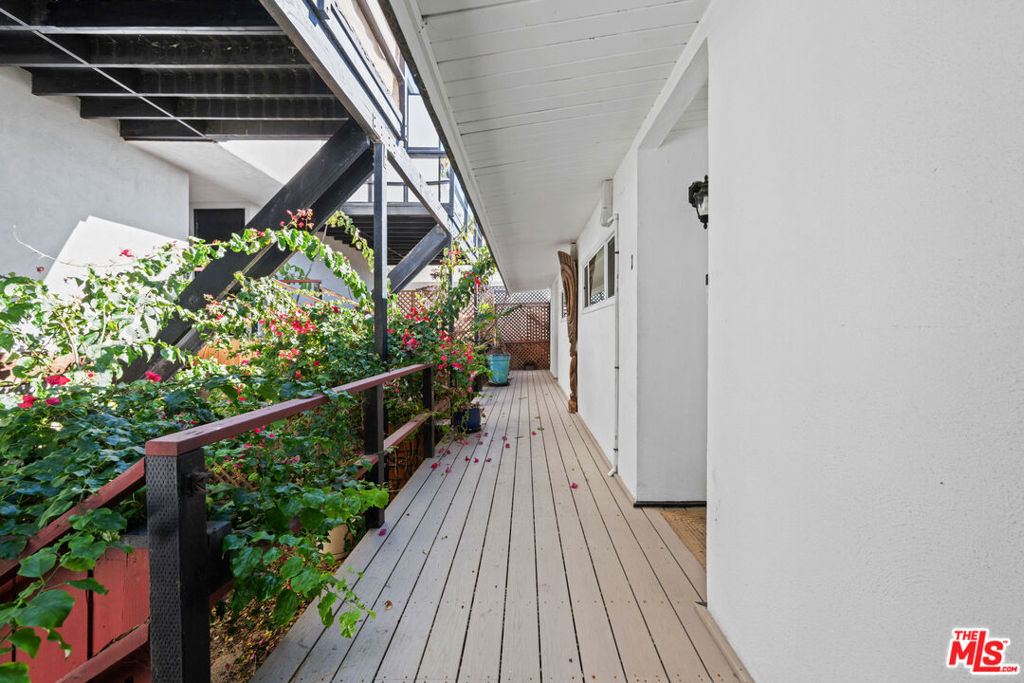 25154 Malibu Road Property Photo 23