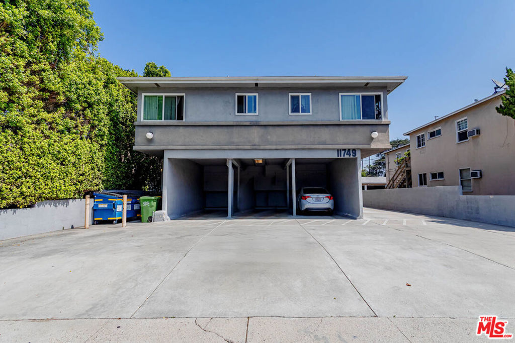 11749 Riverside Drive 6 Property Photo 1