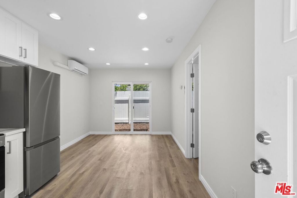 1745 W 39th Street Property Photo 15