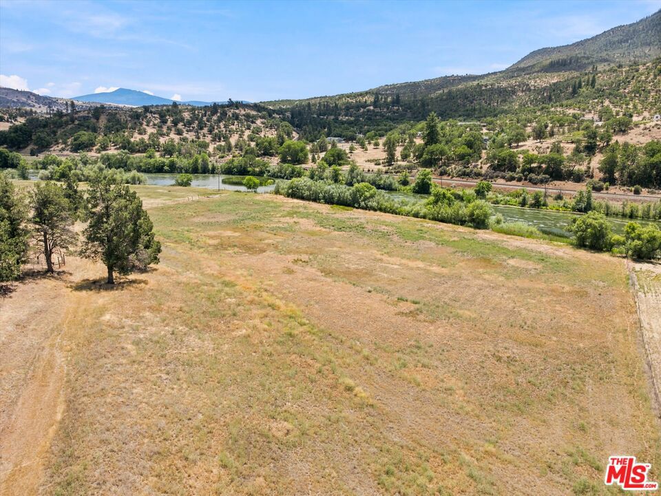 3721 Copco Road Property Photo 5