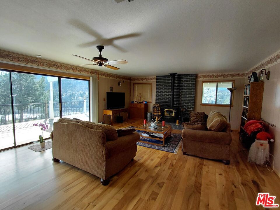 3721 Copco Road Property Photo 10