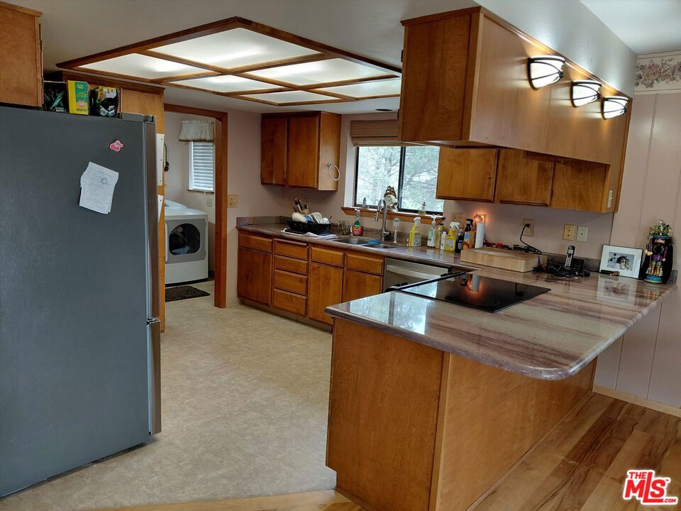 3721 Copco Road Property Photo 13