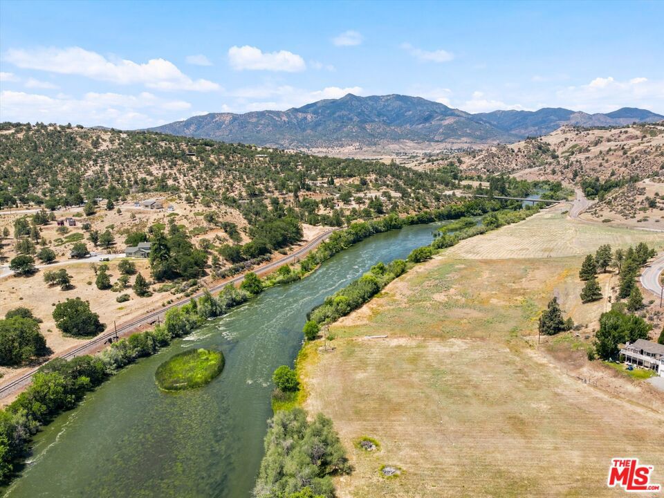 3721 Copco Road Property Photo 34