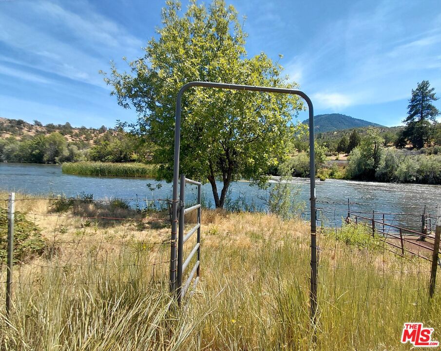 3721 Copco Road Property Photo 36