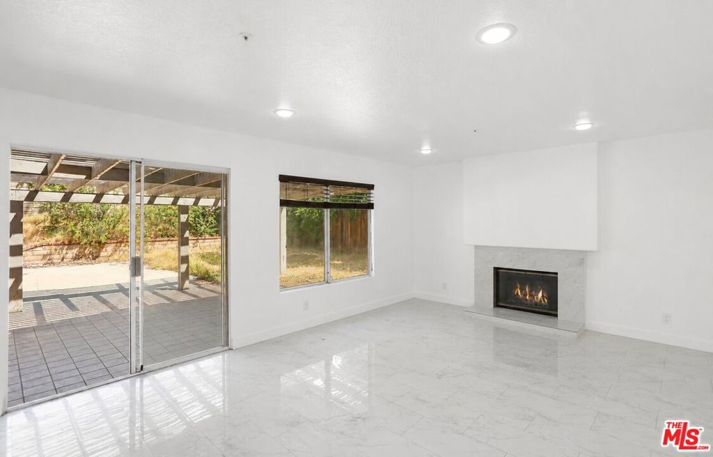 14930 Fernleaf Street Property Photo 3