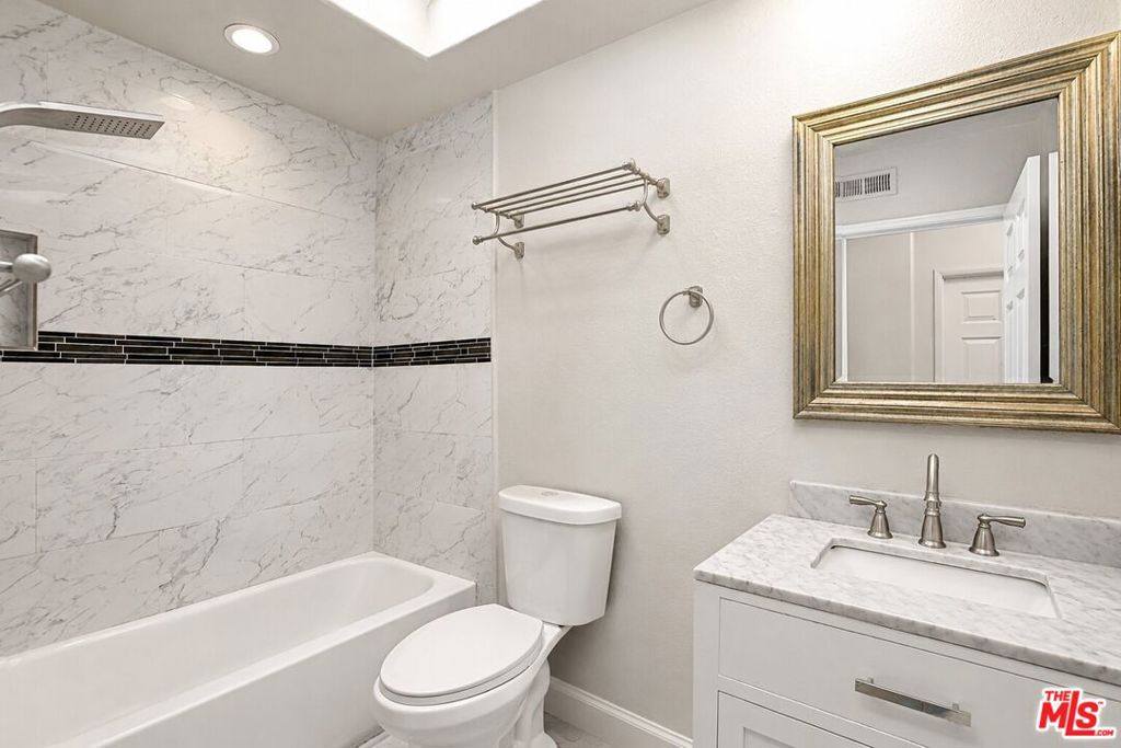 14930 Fernleaf Street Property Photo 21