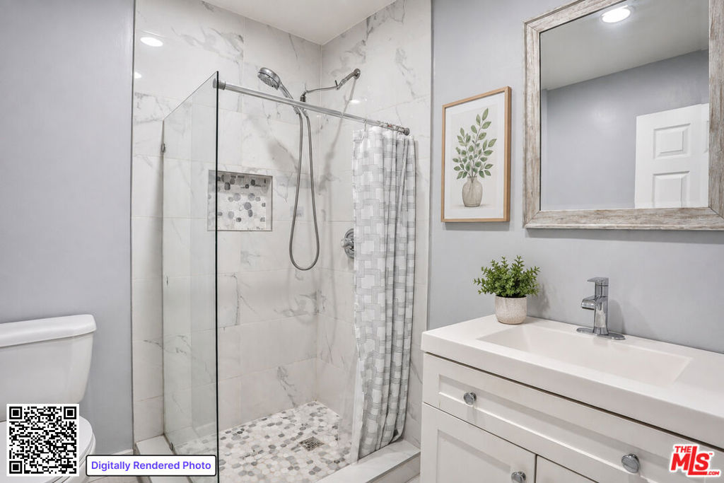 547 N St Louis Street Property Photo 7