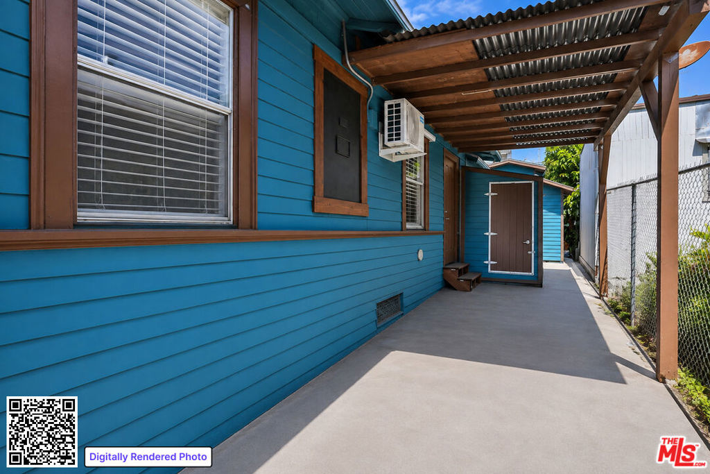 547 N St Louis Street Property Photo 8