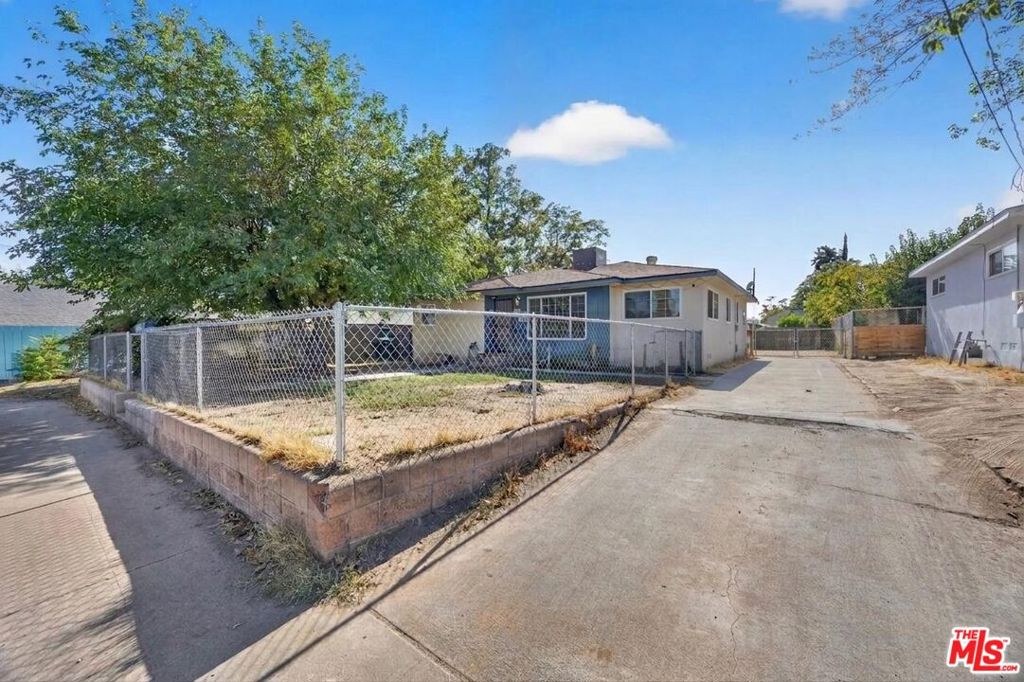 807 Shalimar Drive Property Photo 3