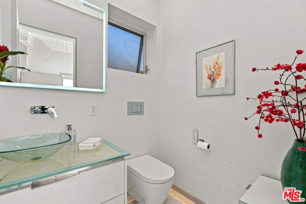 28405 Via Acero Street Property Photo 14