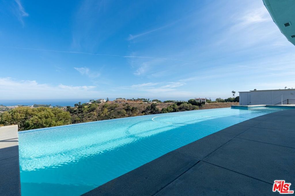 28405 Via Acero Street Property Photo 35