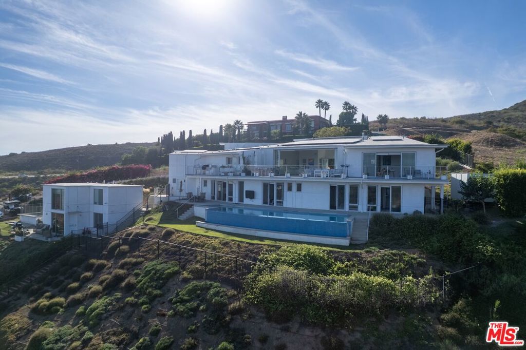 28405 Via Acero Street Property Photo 36