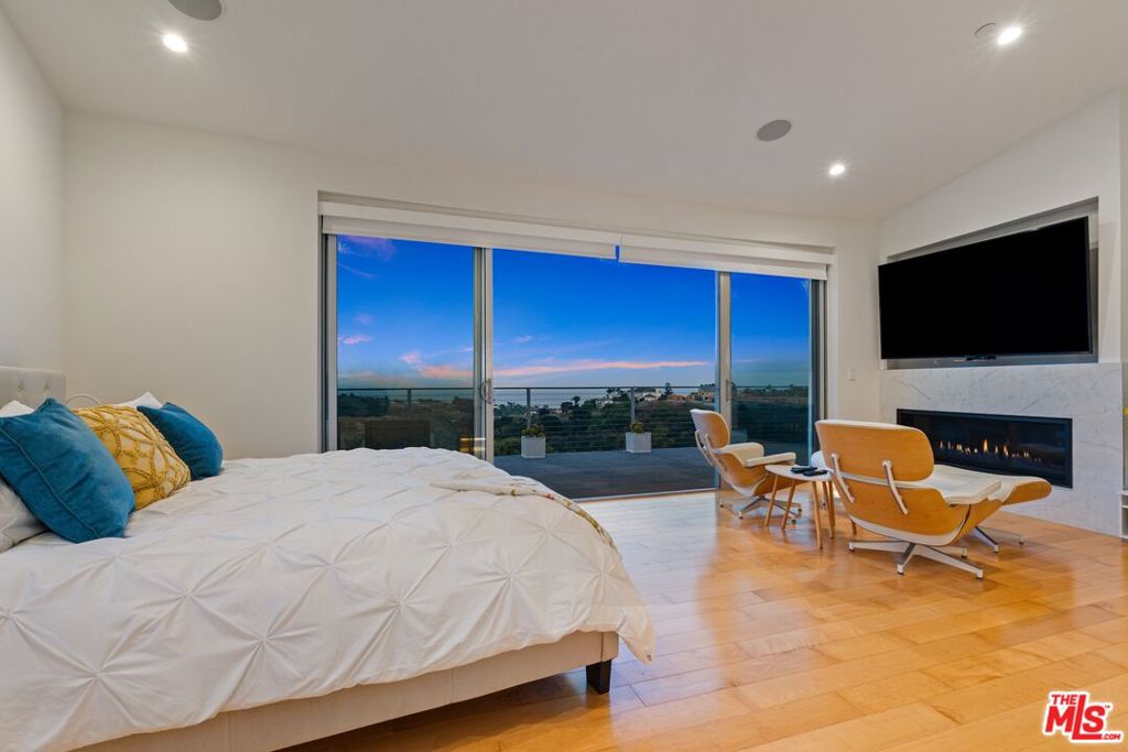 28405 Via Acero Street Property Photo 42