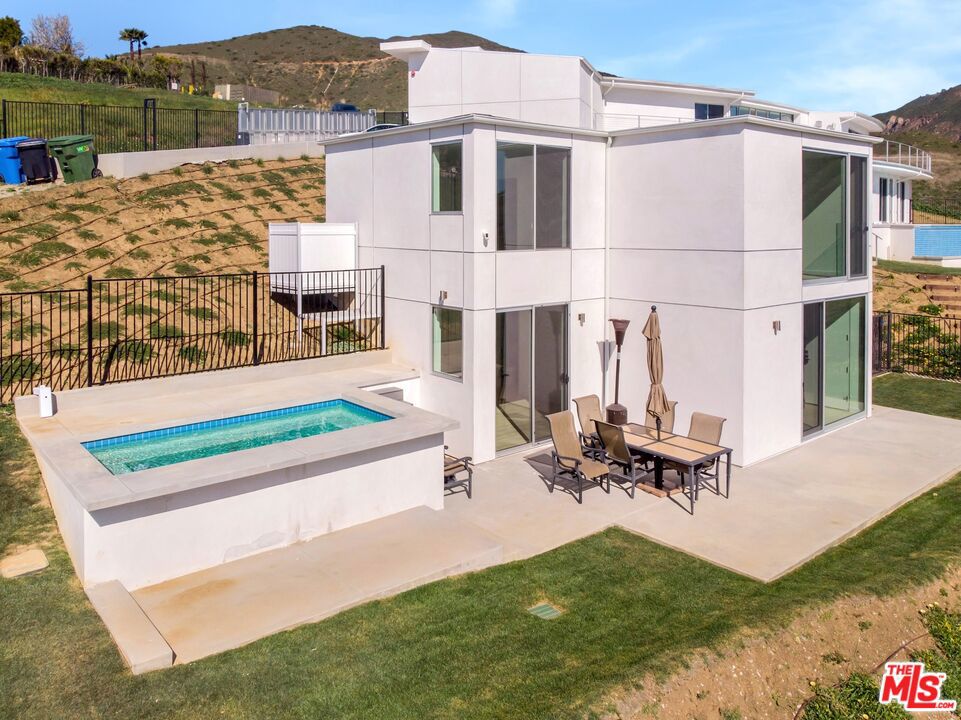 28405 Via Acero Street Property Photo 49