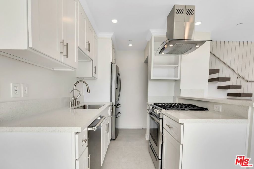 28405 Via Acero Street Property Photo 53