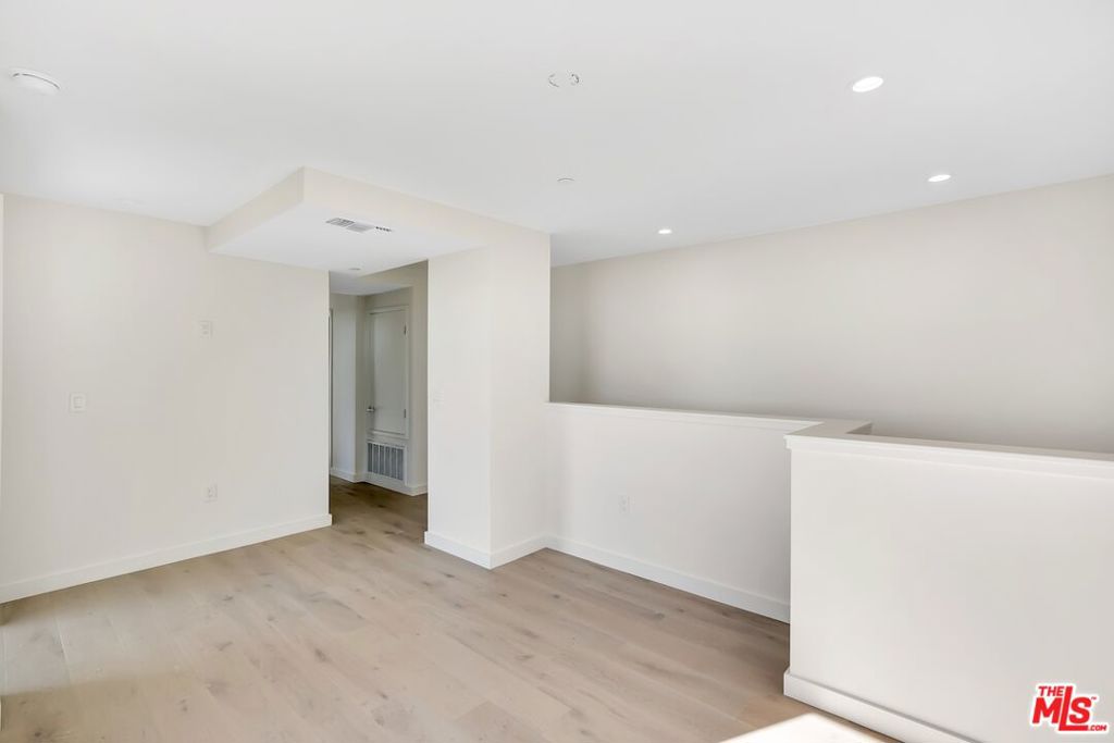 28405 Via Acero Street Property Photo 60