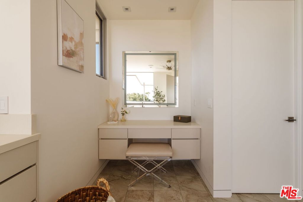 3642 Beverly Ridge Drive Property Photo 63