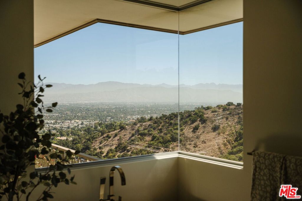 3642 Beverly Ridge Drive Property Photo 72