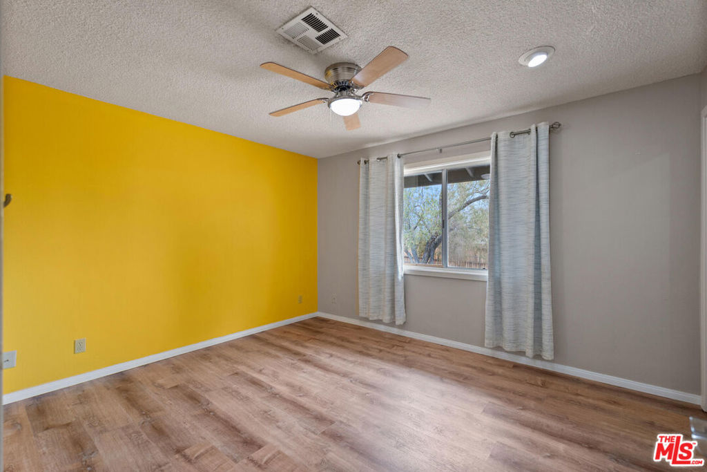 56760 Ivanhoe Drive Property Photo 22